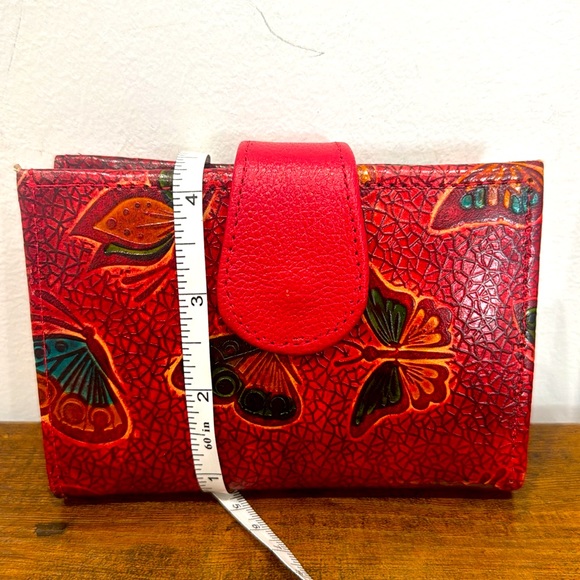 wallet - Picture 4 of 5